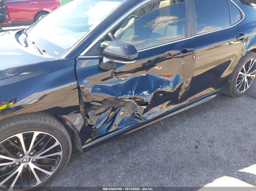 2018 Toyota Camry Se VIN: 4T1B11HK6JU133613 Lot: 43443196