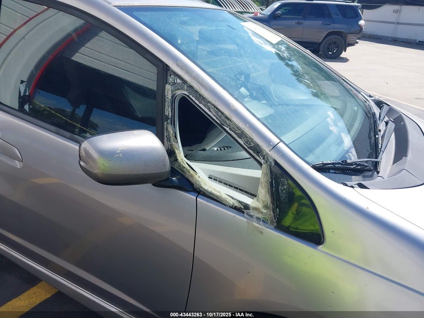 JHMGE8H45AS018195 2010 HONDA FIT photo no. 6