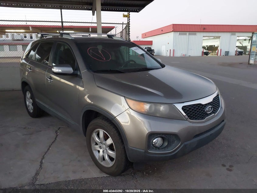 Vin: 5xykt3a10bg182885, lot: 43938144, kia sorento lx 2011 img_1