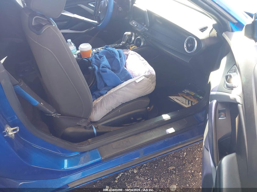 2017 CHEVROLET CAMARO 1LT 1G1FB1RX2H0103564