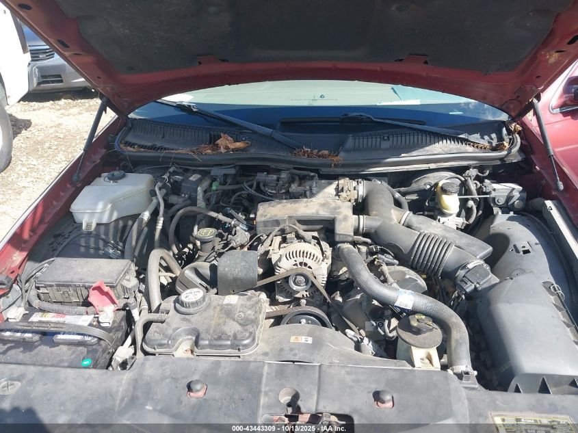 2004 Lincoln Town Car Ultimate VIN: 1LNHM83W74Y682920 Lot: 43443309