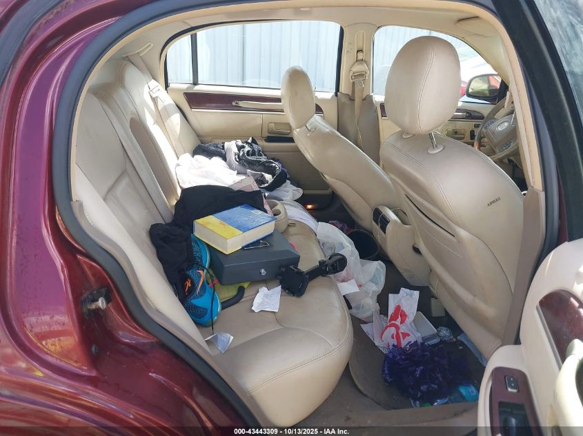 2004 Lincoln Town Car Ultimate VIN: 1LNHM83W74Y682920 Lot: 43443309