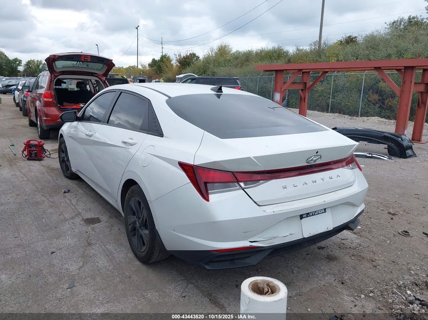 2022 Hyundai Elantra(VIN: 5NPLM4AG3NH063933