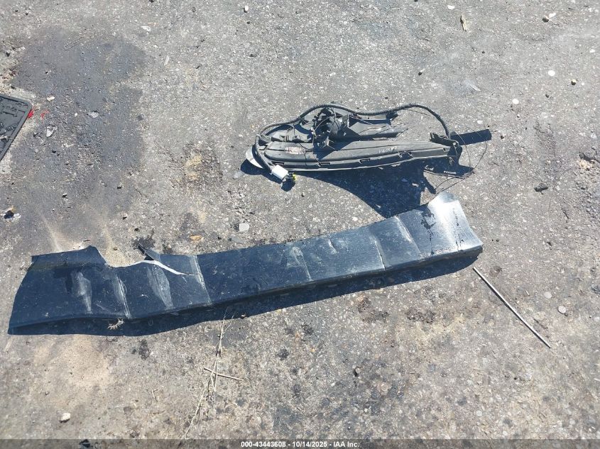 2017 Buick Lacrosse Essence VIN: 1G4ZP5SSXHU209843 Lot: 43443608