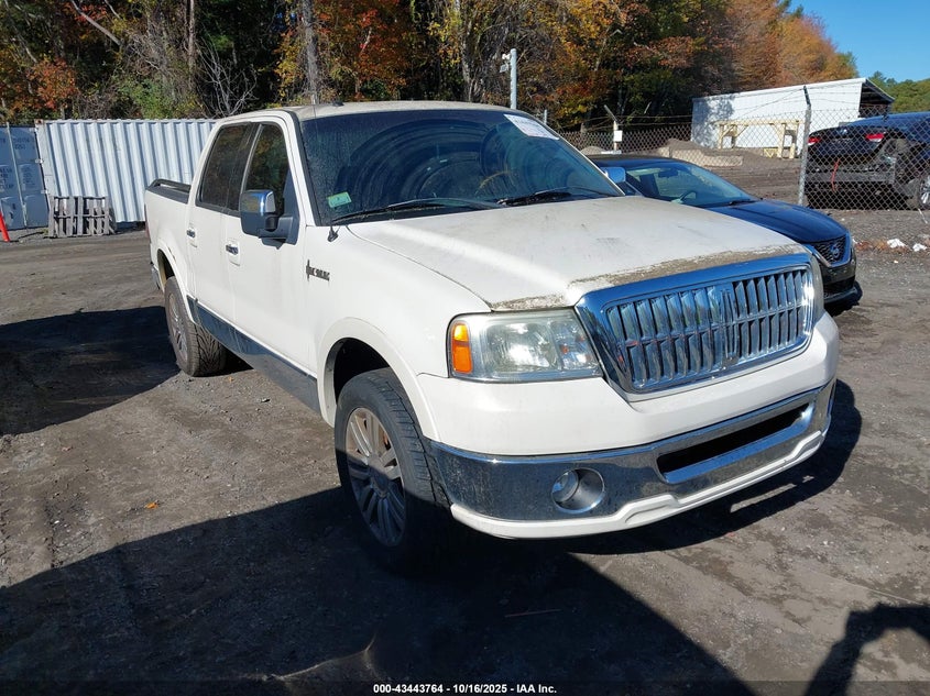 5LTPW18528FJ01033 2008 Lincoln Mark Lt auction photo 1