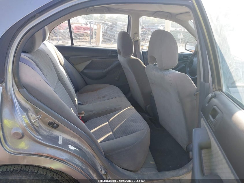 1HGES16385L017711 2005 HONDA CIVIC photo no. 8