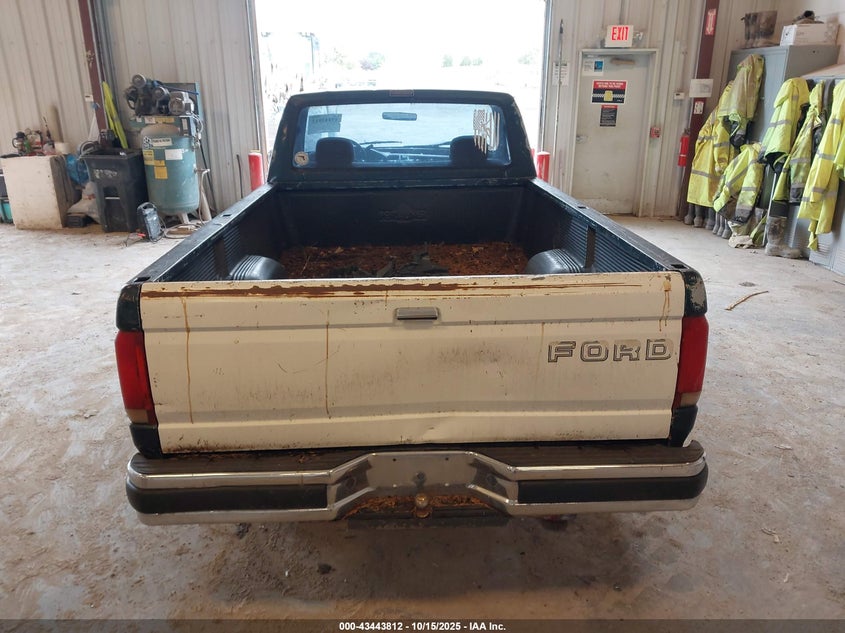 1993 Ford F150 VIN: 1FTEF15YXPNB05862 Lot: 43443812