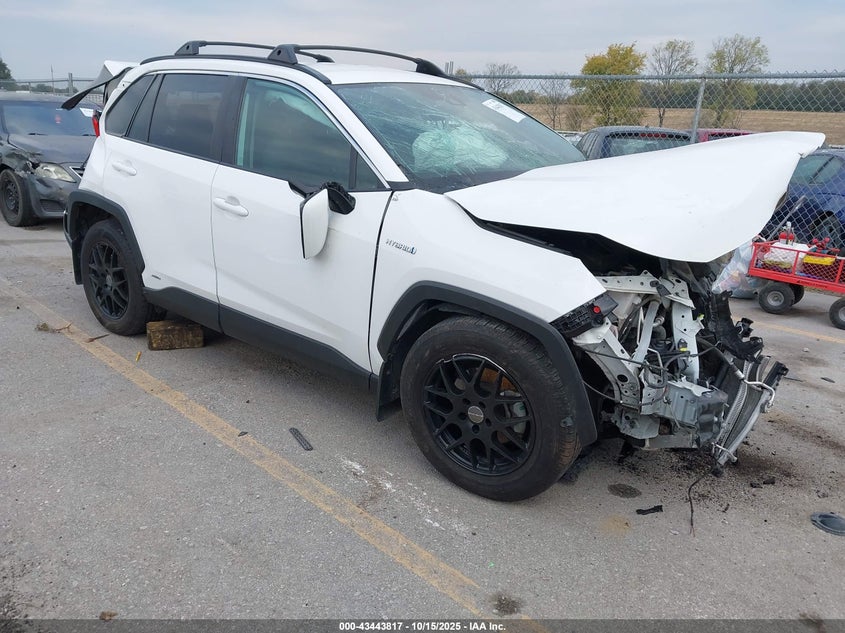 TOYOTA RAV4 HYBRID XLE