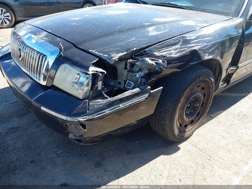 2006 Mercury Grand Marquis Gs VIN: 2MEFM74V36X613896 Lot: 43443875