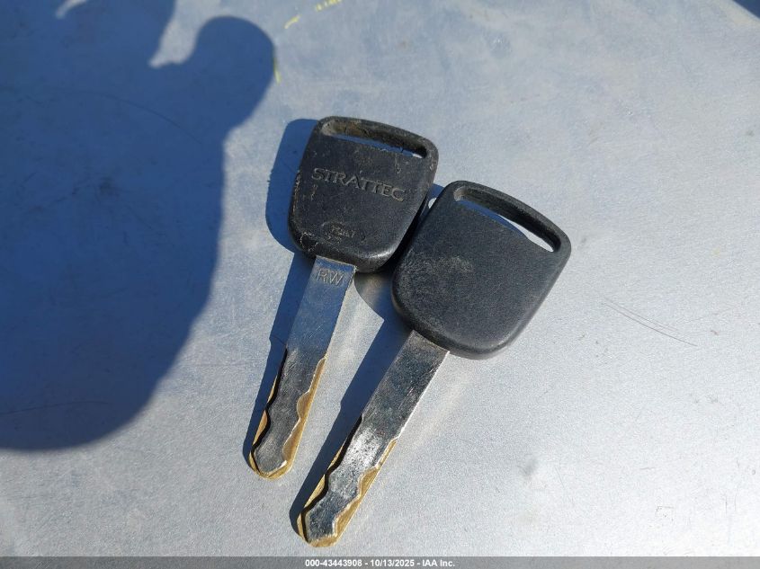 2004 Honda Element Lx VIN: 5J6YH283X4L031261 Lot: 43443908