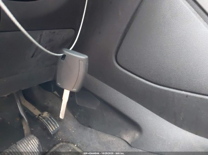 2013 Ford Escape S VIN: 1FMCU0F76DUC42498 Lot: 43444044