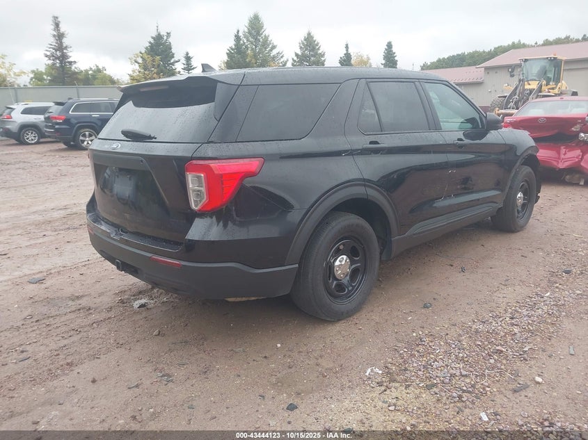 2021 FORD POLICE INTERCEPTOR UTILITY 1FM5K8AW0MNA01476