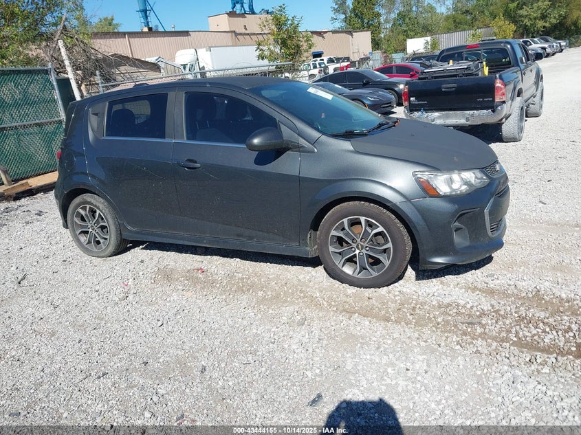 CHEVROLET SONIC LT AUTO