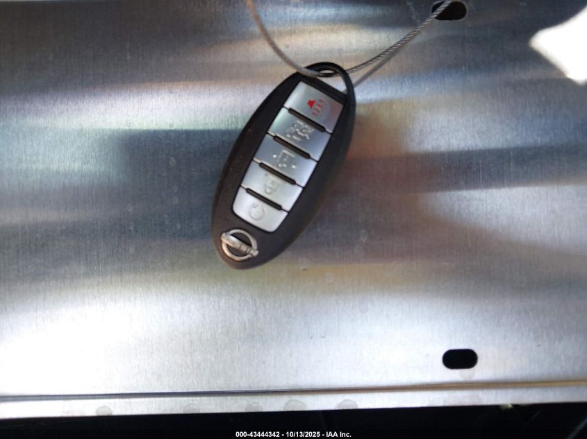 2022 NISSAN PATHFINDER SL 2WD 5N1DR3CB4NC203559