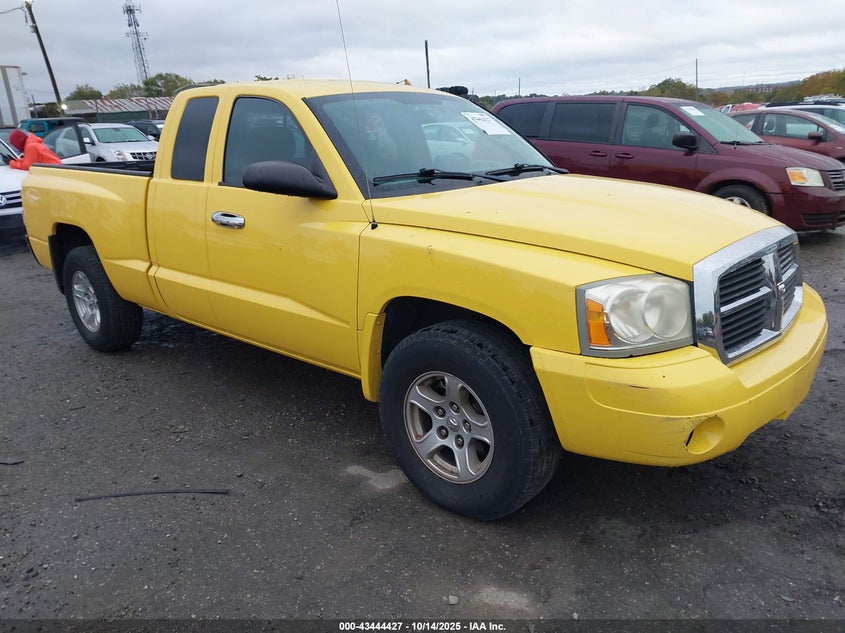 2006 DODGE DAKOTA SLT