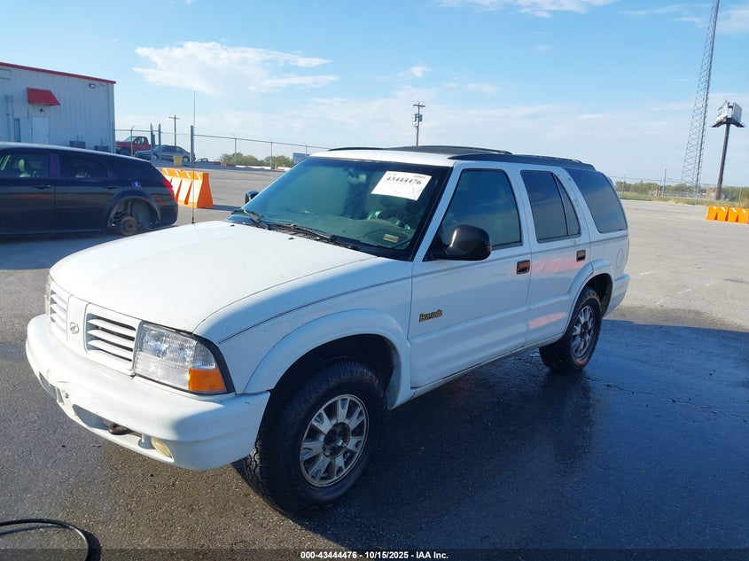 1GHDT13W4W2720715 1998 OLDSMOBILE BRAVADA photo no. 2