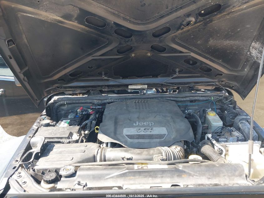 2013 Jeep Wrangler Sport VIN: 1C4AJWAG4DL627904 Lot: 43444509