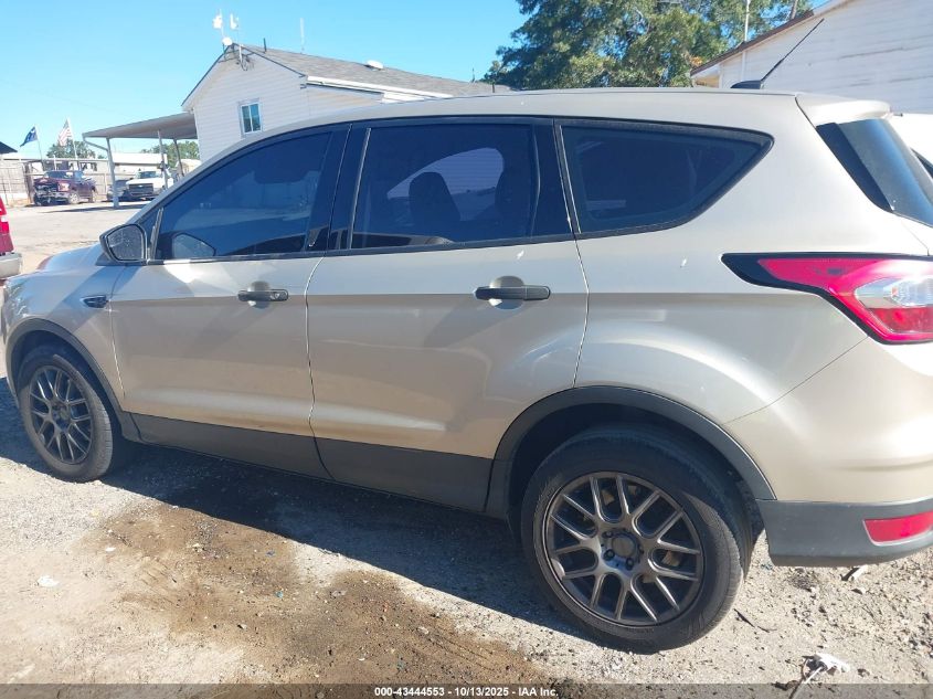 2018 Ford Escape S VIN: 1FMCU0F70JUC27040 Lot: 43444553