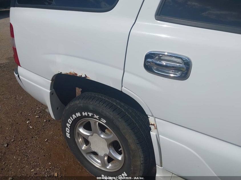 2005 GMC Yukon Denali VIN: 1GKEK63U25J199818 Lot: 43444614