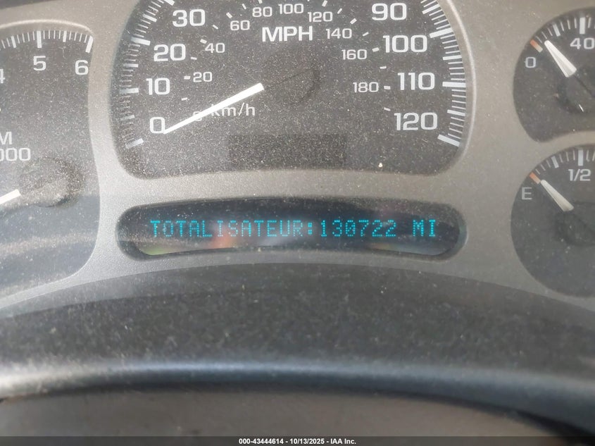 2005 GMC Yukon Denali VIN: 1GKEK63U25J199818 Lot: 43444614