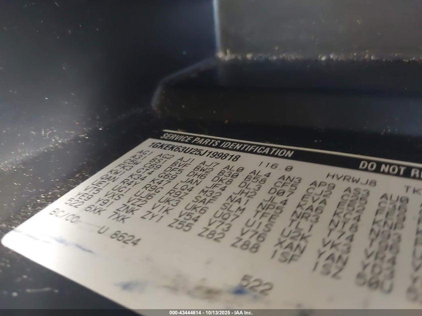 2005 GMC Yukon Denali VIN: 1GKEK63U25J199818 Lot: 43444614