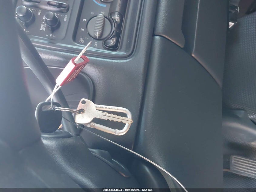 2001 GMC Sierra 2500Hd Sl VIN: 1GTHC29U51E340292 Lot: 43444624