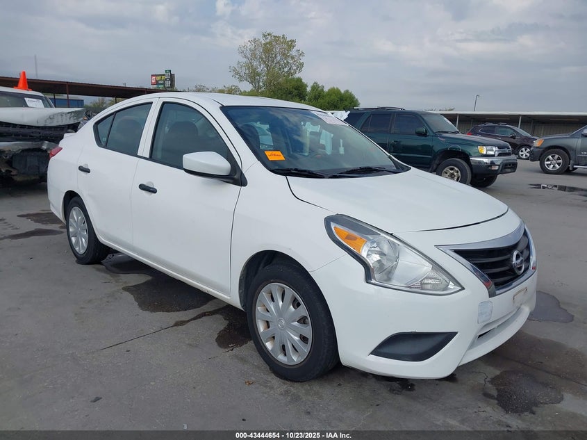 NISSAN VERSA 1.6 S+