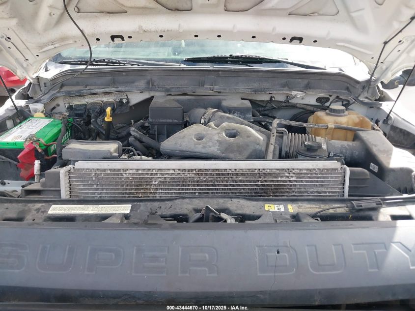 2013 Ford F-350 Chassis Xl VIN: 1FDRF3F64DEB92059 Lot: 43444670