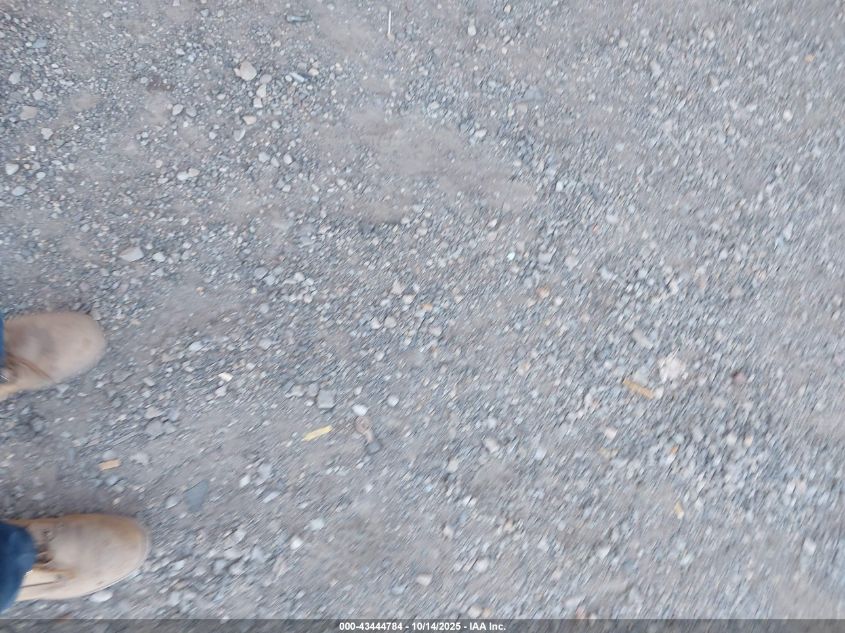 2005 Toyota Camry Std VIN: JTDBE32K853028922 Lot: 43444784