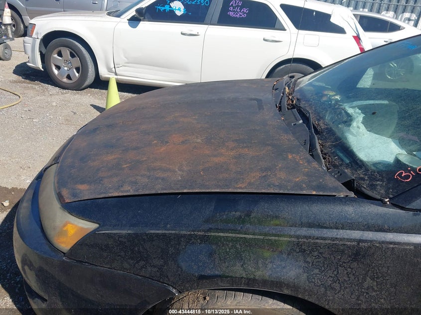 2003 Saturn Ion 2 VIN: 1G8AJ52F23Z183427 Lot: 43444815