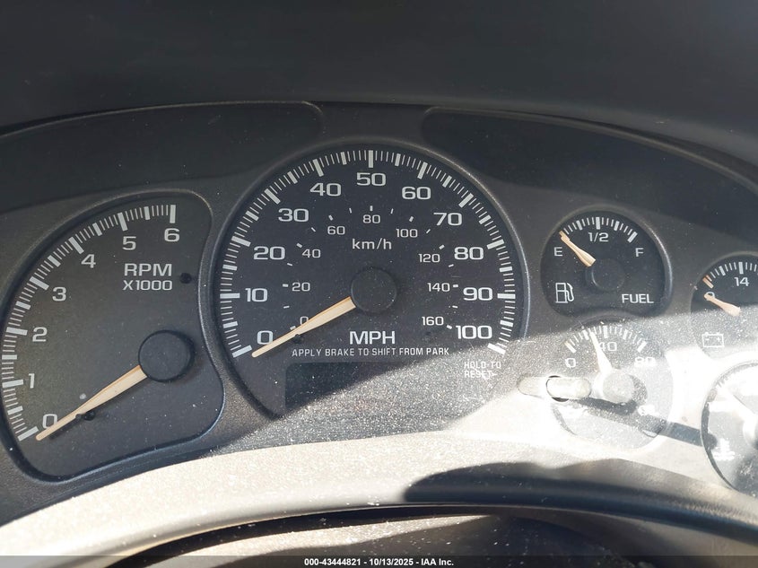 2002 Chevrolet Suburban 1500 Ls VIN: 1GNEC16Z12J132858 Lot: 43444821