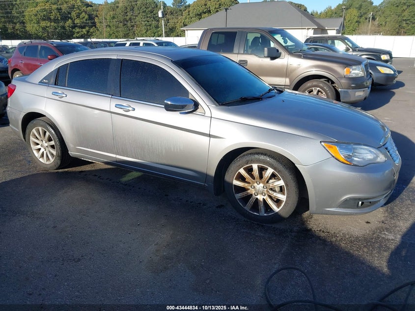 CHRYSLER 200 LIMITED