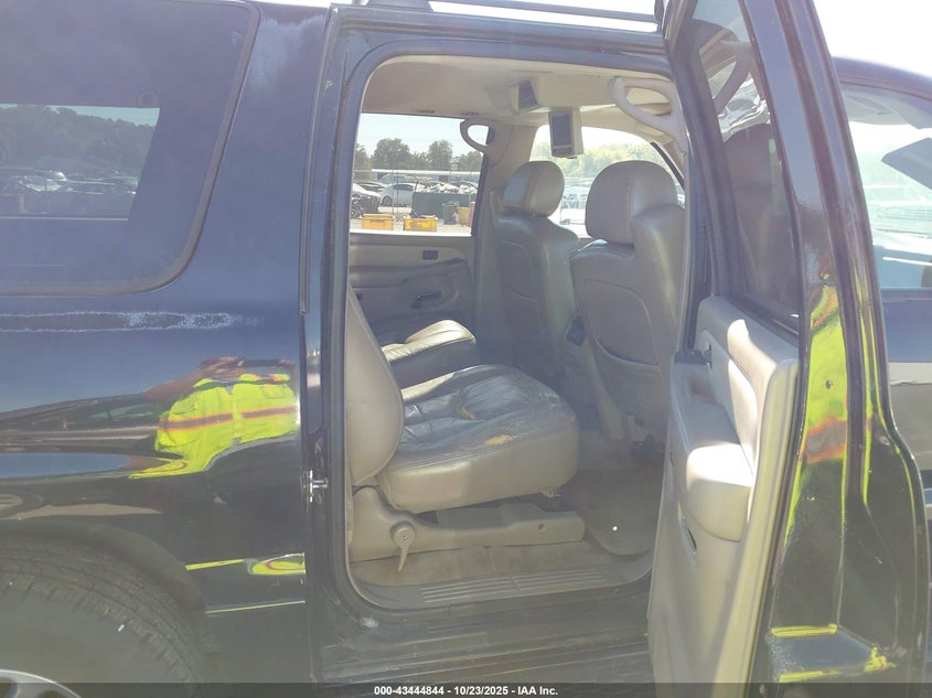 2005 GMC Yukon Xl 1500 Denali VIN: 1GKFK66U95J189142 Lot: 43444844