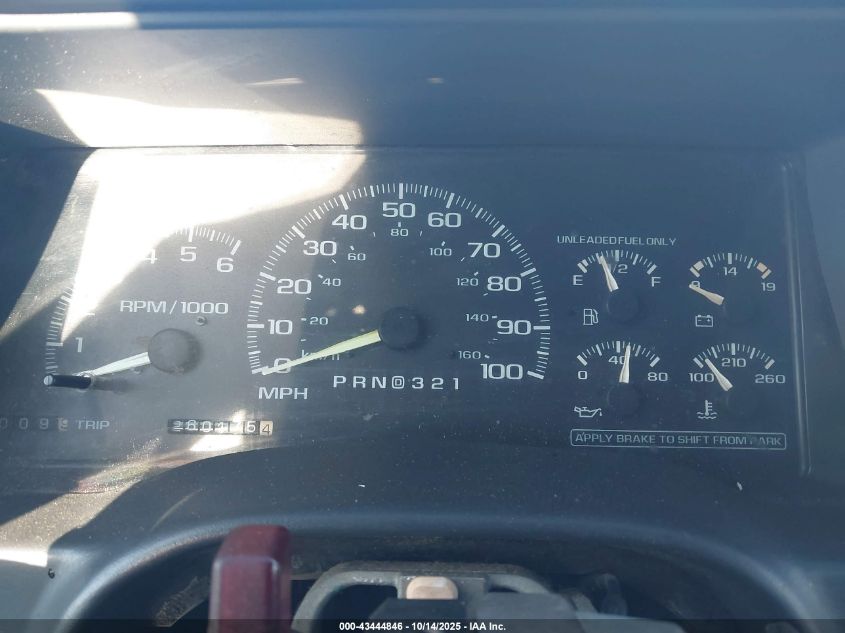 1999 Chevrolet Suburban 1500 Lt VIN: 3GNEC16R3XG184016 Lot: 43444846