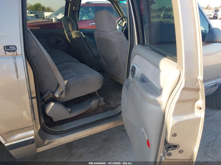 1999 Chevrolet Suburban 1500 Lt VIN: 3GNEC16R3XG184016 Lot: 43444846