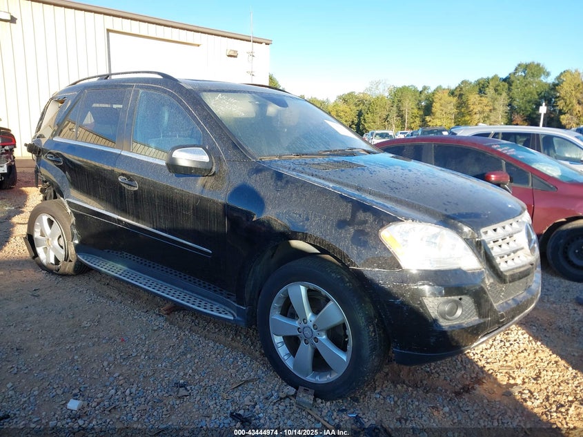 MERCEDES-BENZ M-CLASS 4MATIC