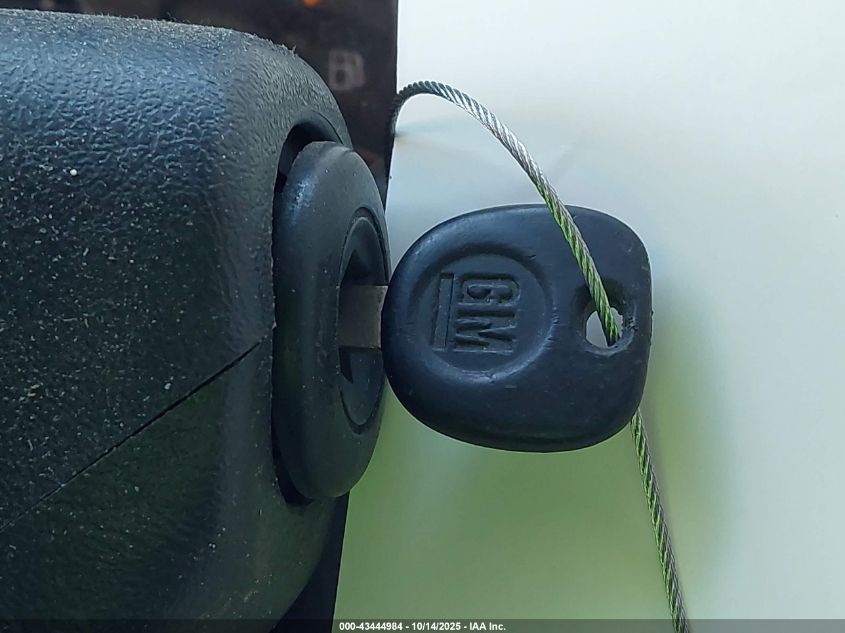 2005 GMC Yukon Slt VIN: 1GKEC13V45R159556 Lot: 43444984