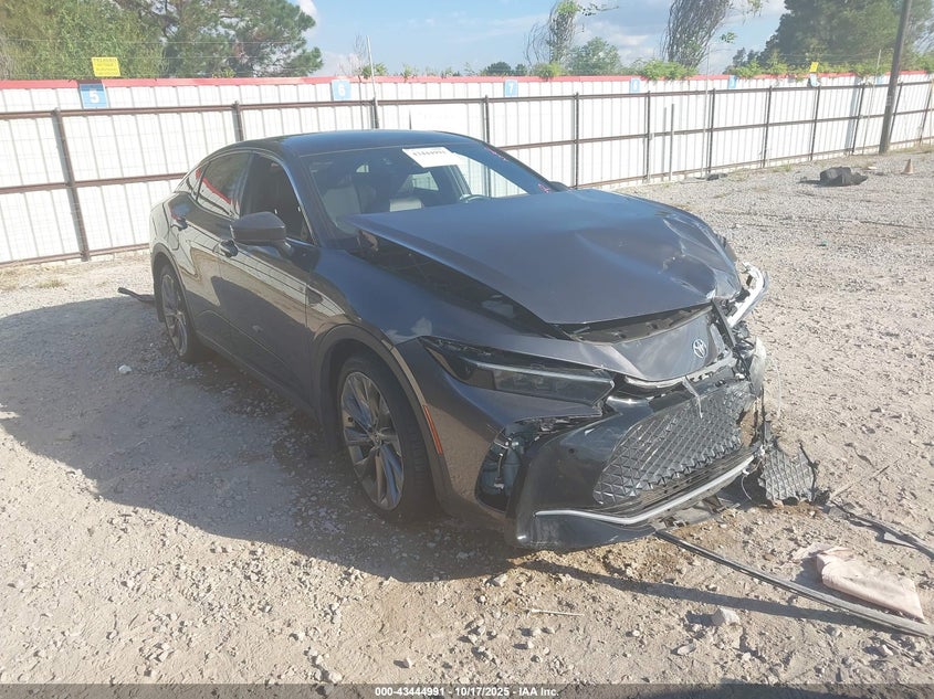 TOYOTA CROWN LIMITED