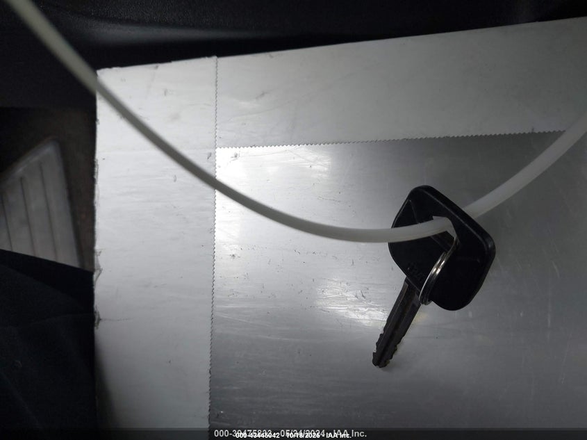 2008 Scion Xb VIN: JTLKE50E581057016 Lot: 43445042