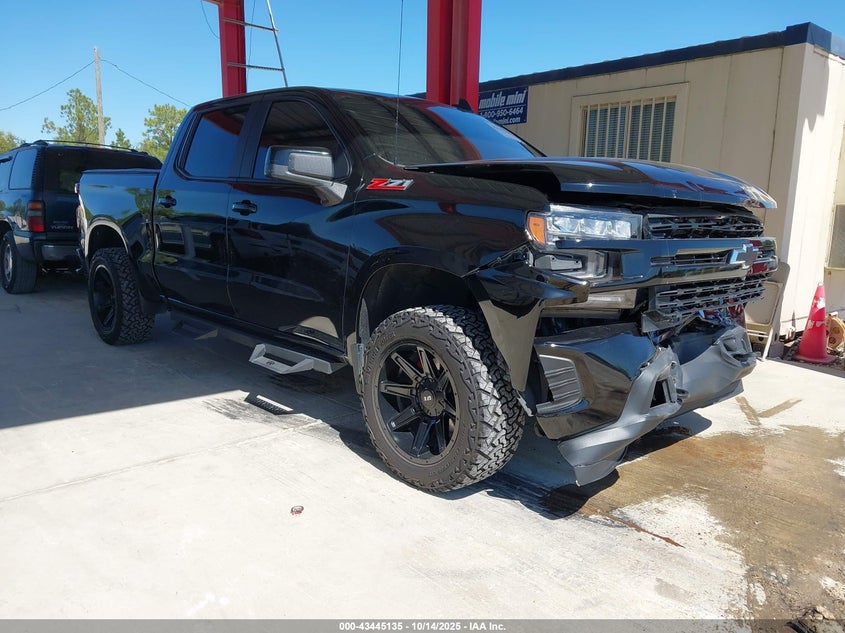 CHEVROLET SILVERADO 1500 4WD SHORT BED RST