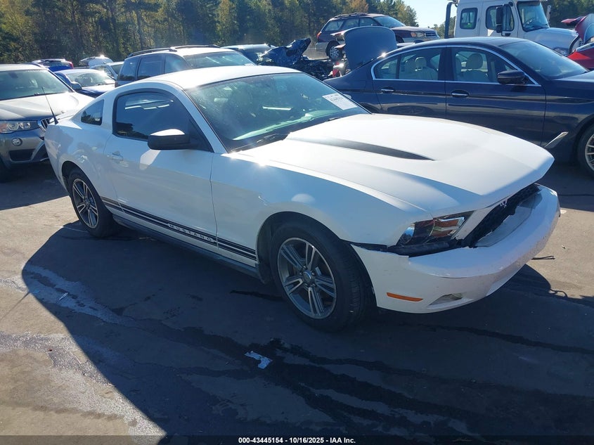 FORD MUSTANG V6/V6 PREMIUM