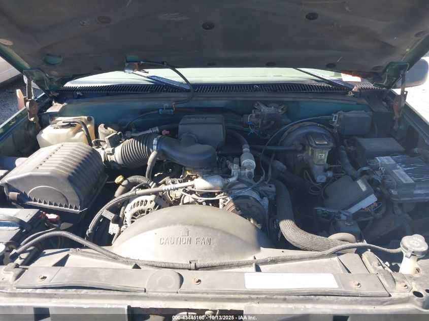 1998 Chevrolet K1500 Fleetside VIN: 2GCEK19R8W1255614 Lot: 43445160