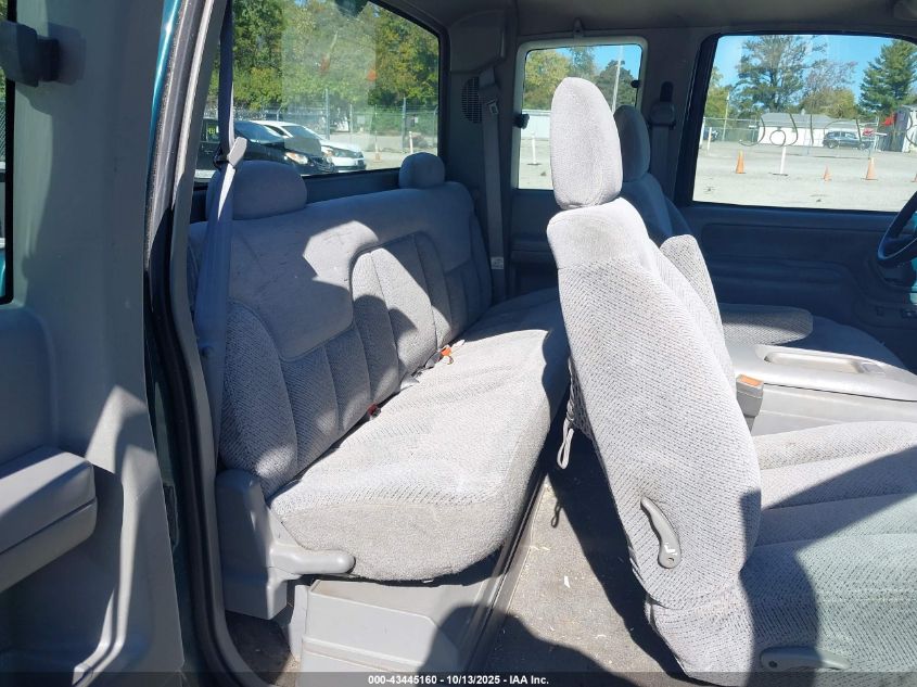 1998 Chevrolet K1500 Fleetside VIN: 2GCEK19R8W1255614 Lot: 43445160