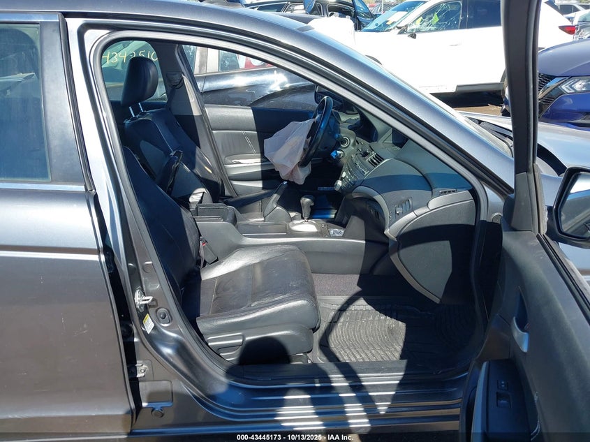 JHMCP26888C032530 2008 HONDA ACCORD photo no. 5