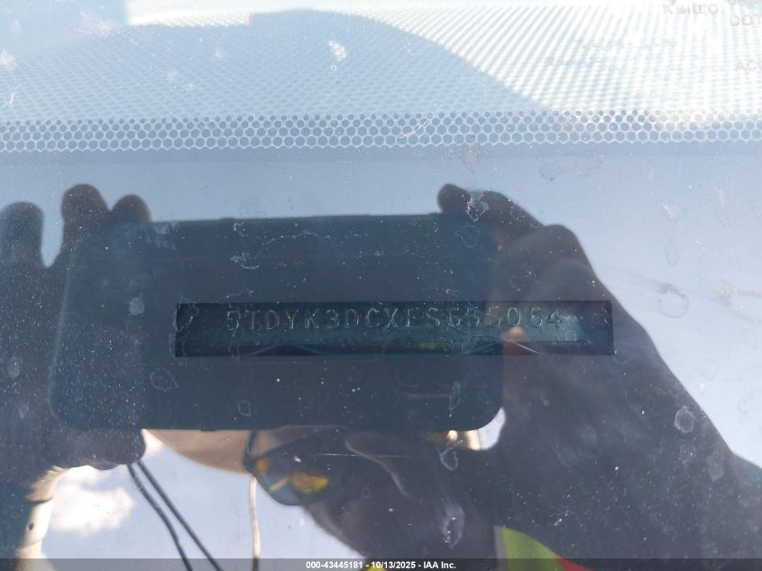 2015 Toyota Sienna Xle 7 Passenger/Xle 8 Passenger/Xle Premium 8 Passenger VIN: 5TDYK3DCXFS655064 Lot: 43445181