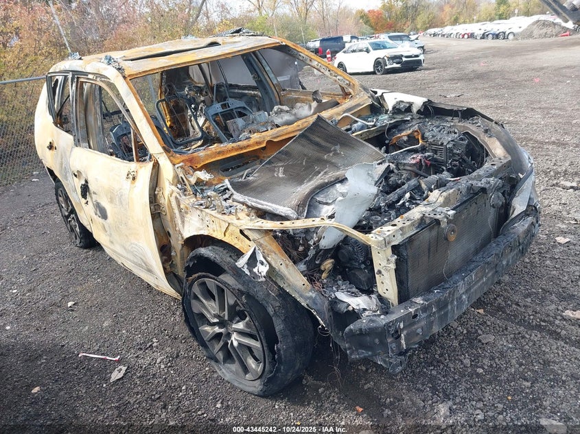 TOYOTA RAV4 XLE PREMIUM