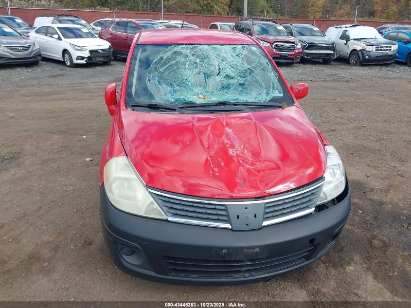 2009 Nissan Versa 1.8S VIN: 3N1BC13E59L374040 Lot: 43445283