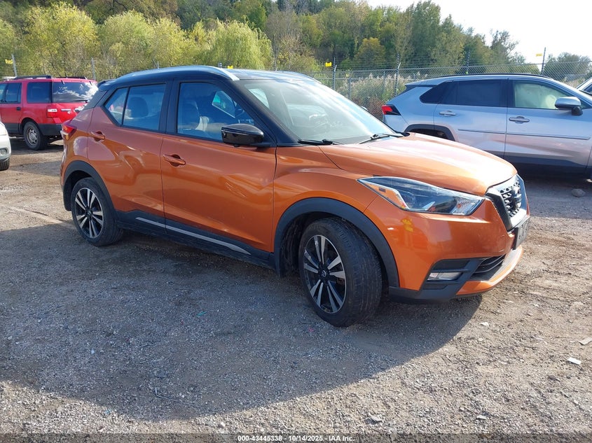 NISSAN KICKS SR XTRONIC CVT