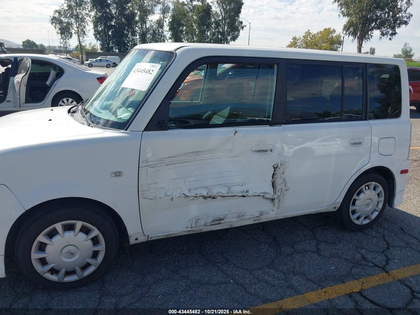 JTLKT324764111944 2006 SCION XB photo no. 6