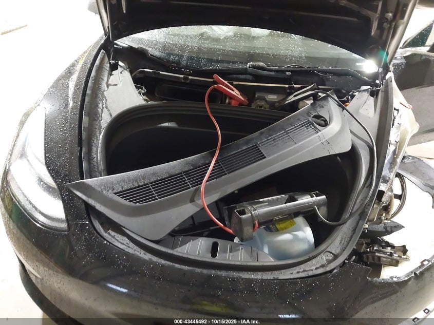 2018 Tesla Model 3 Long Range/Mid Range VIN: 5YJ3E1EA7JF123271 Lot: 43445492